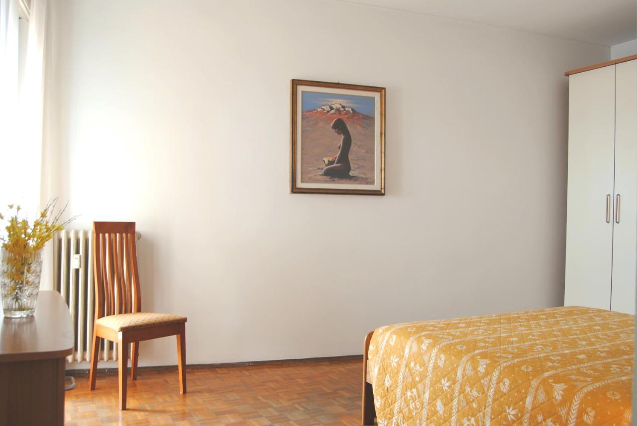 Gaiavacanze Beach Apartment Bordighera Kültér fotó